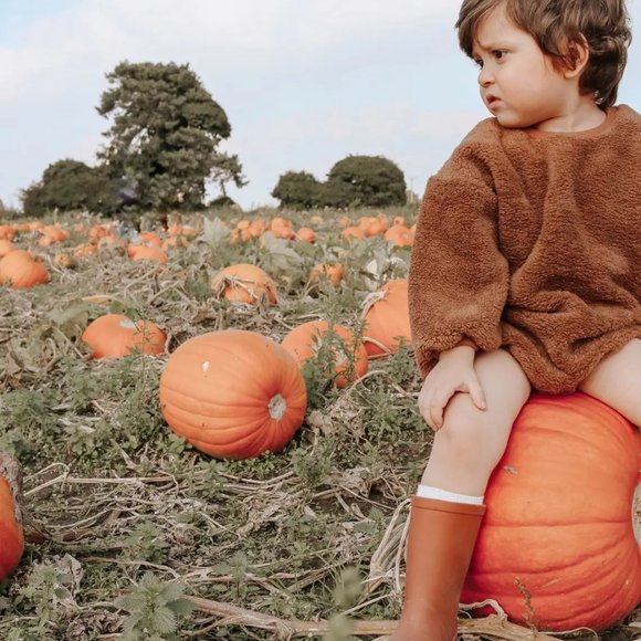 ❌SOLD Plush Long Sleeve Onesie - Picture 8 of 8